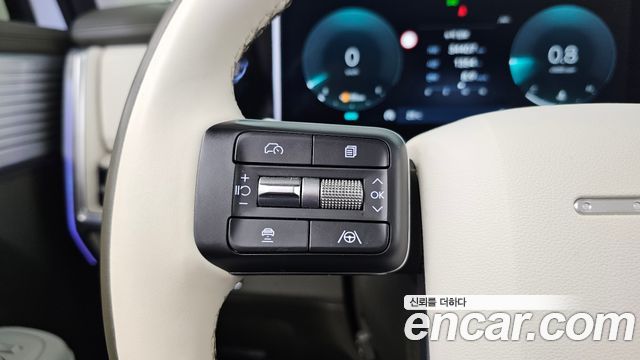 Hyundai Santafe 2024 — photo 35
