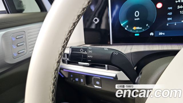 Hyundai Santafe 2024 — photo 36
