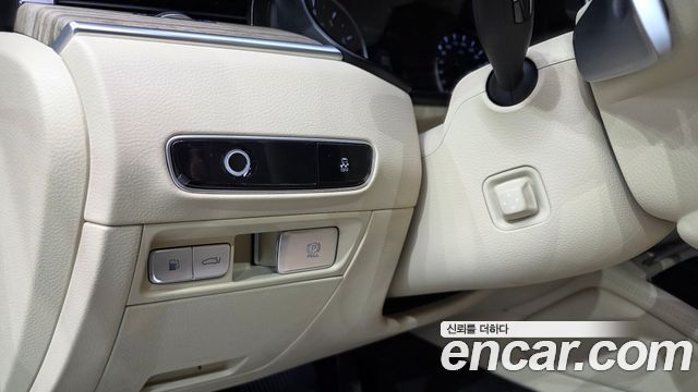 Kia K9 2022 — photo 26