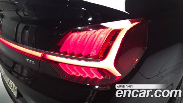 Kia K9 2022 — photo 9