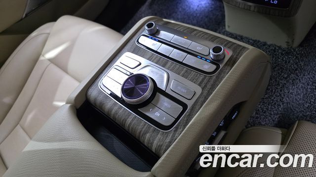 Kia K9 2022 — photo 36