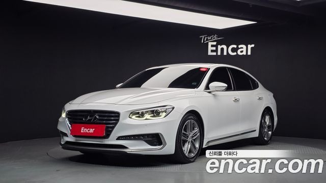 Hyundai Grandeur 2018 — photo 1