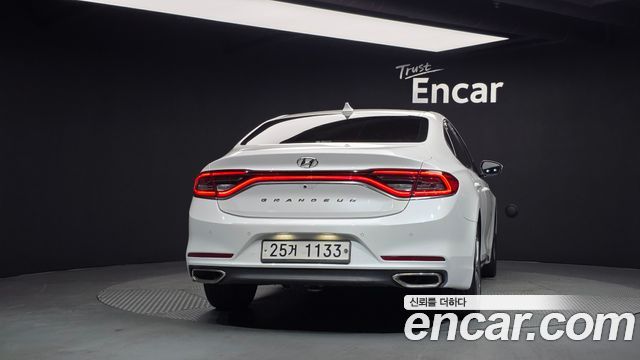 Hyundai Grandeur 2018 — photo 4