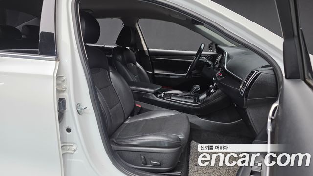 Hyundai Grandeur 2018 — photo 17