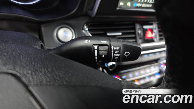 Hyundai Grandeur 2018 — photo 24