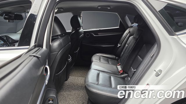 Hyundai Grandeur 2018 — photo 16