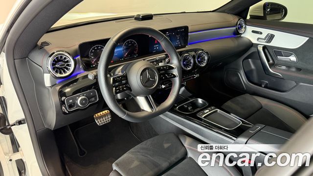 Mercedes-Benz CLA-Class 2026 — photo 15