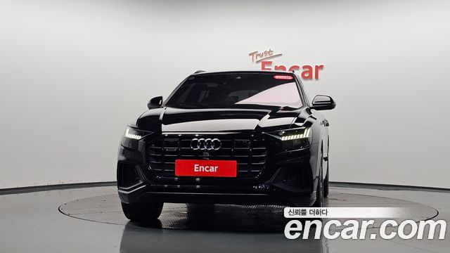 Audi Q8 2021 — photo 3