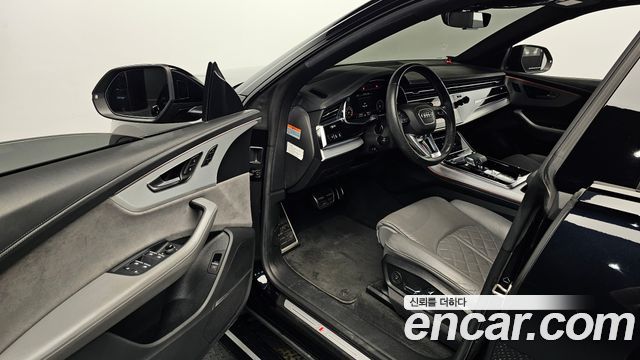Audi Q8 2021 — photo 13