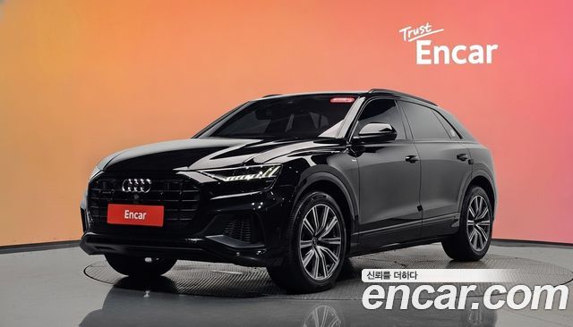 Audi Q8 2021 — photo 1