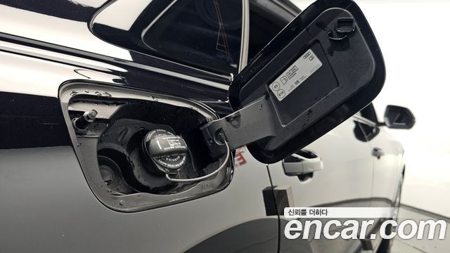 Audi Q8 2021 — photo 38