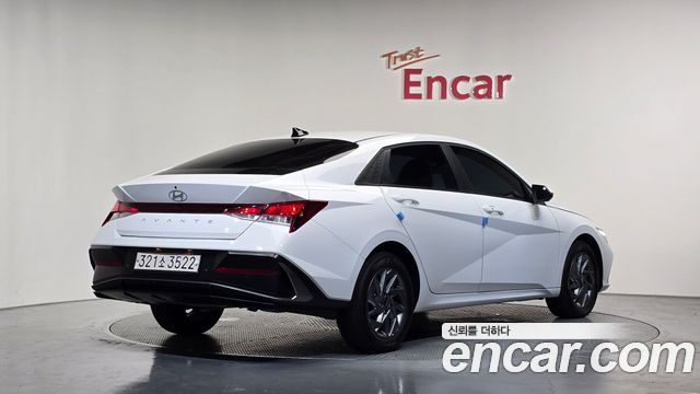 Hyundai AVANTE 2026 — photo 2