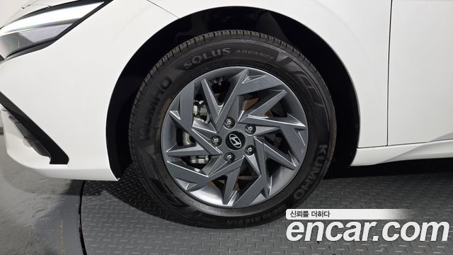 Hyundai AVANTE 2026 — photo 5