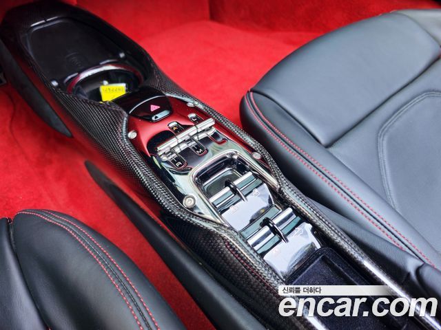 Ferrari 296 2023 — photo 10