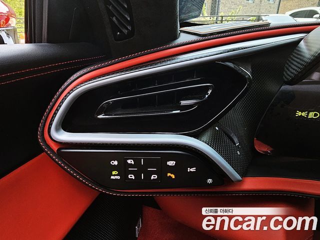 Ferrari 296 2023 — photo 11