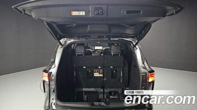 Toyota Sienna 2025 — photo 38