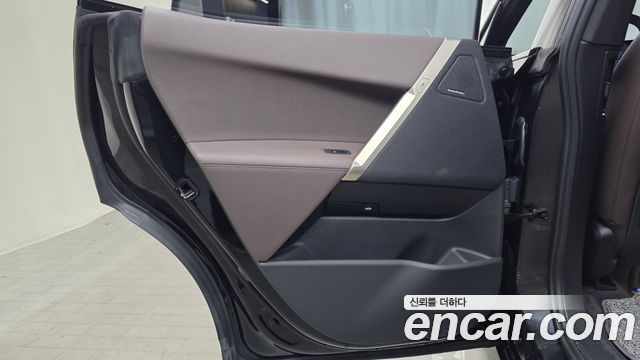 BMW iX 2025 — photo 15