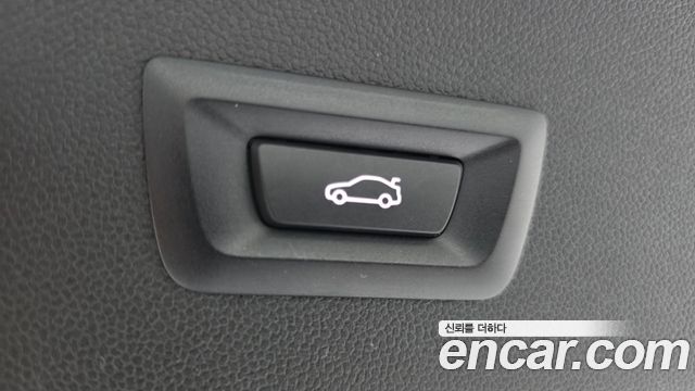 BMW iX 2025 — photo 33