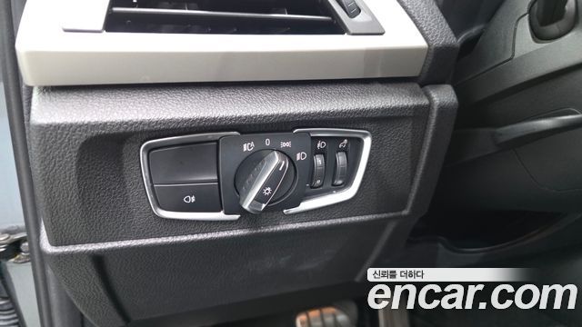 BMW 1-Series 2017 — photo 17