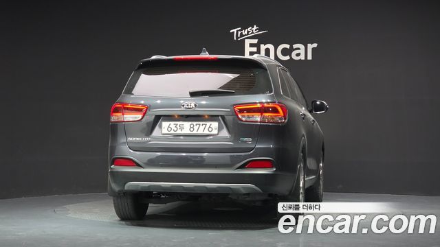 Kia Sorento 2015 — photo 4