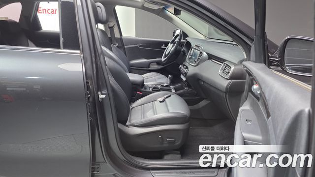 Kia Sorento 2015 — photo 16