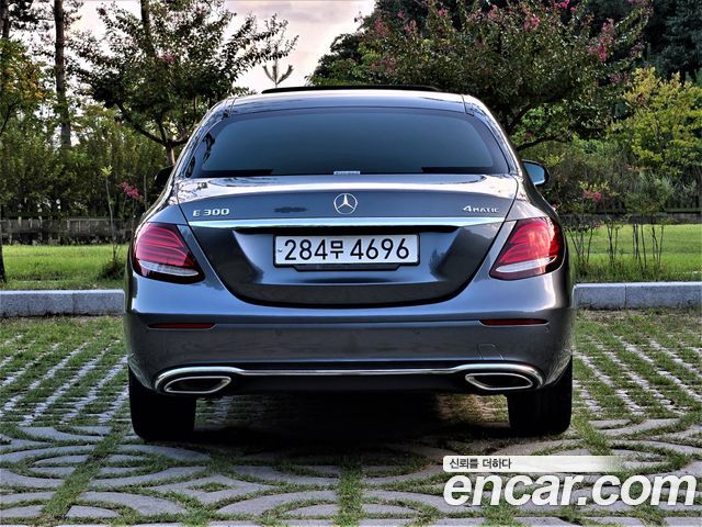 Mercedes-Benz E-Class 2018 — photo 5
