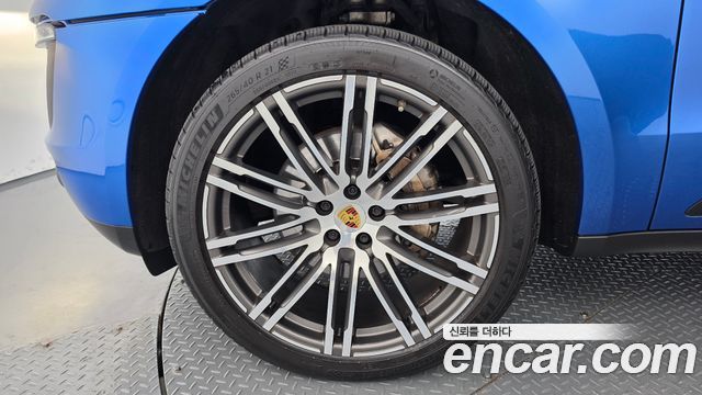 Porsche Macan 2017 — photo 5