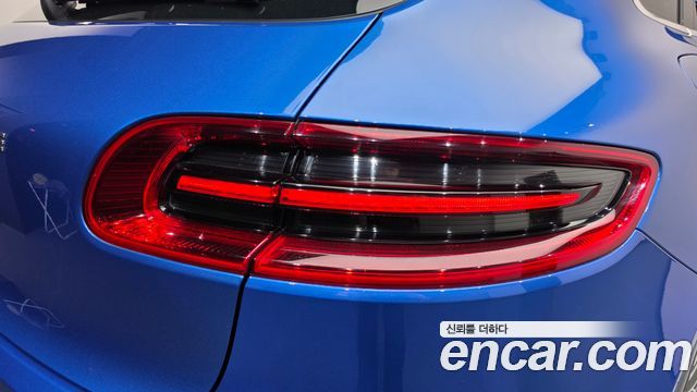 Porsche Macan 2017 — photo 9
