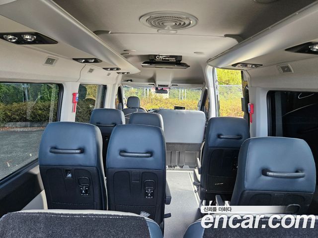 Hyundai Solati 2025 — photo 12