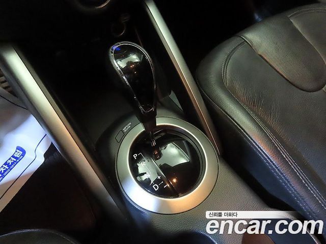Hyundai Veloster 2012 — photo 9