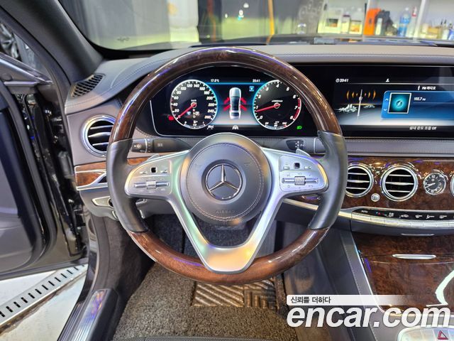 Mercedes-Benz S-Class 2019 — photo 9