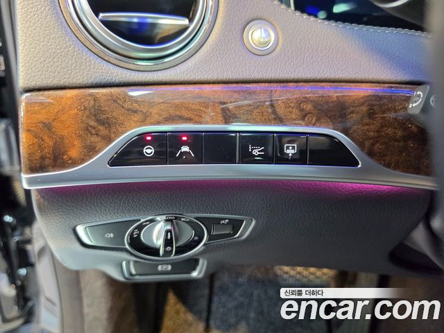 Mercedes-Benz S-Class 2019 — photo 14