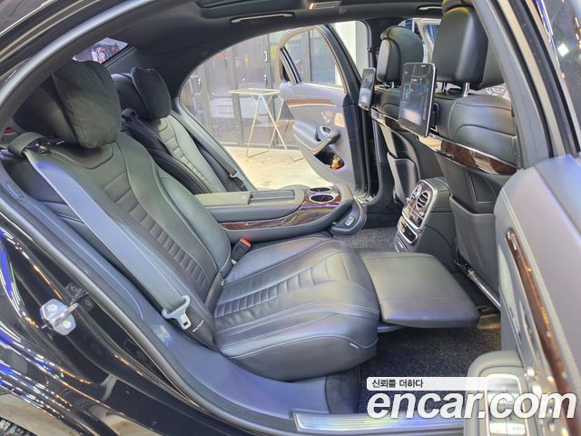 Mercedes-Benz S-Class 2019 — photo 18
