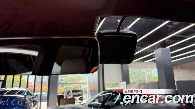 Mercedes-Benz EQB 2026 — photo 12
