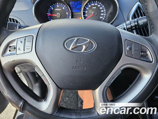 Hyundai Tucson 2013 — photo 9