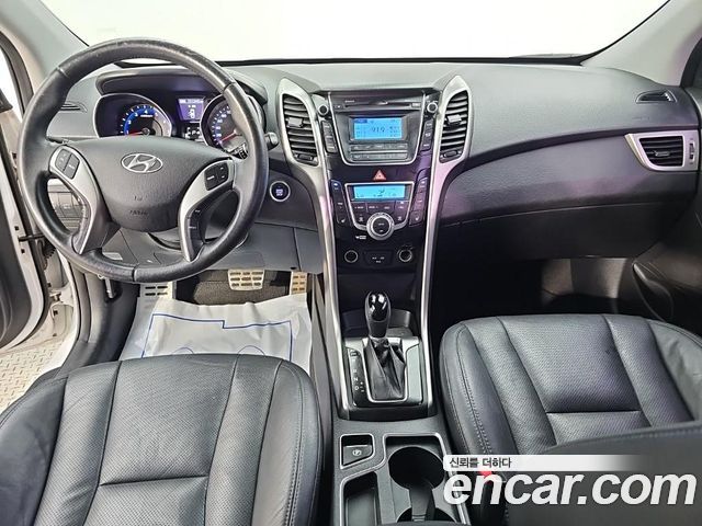 Hyundai i30 2012 — photo 5