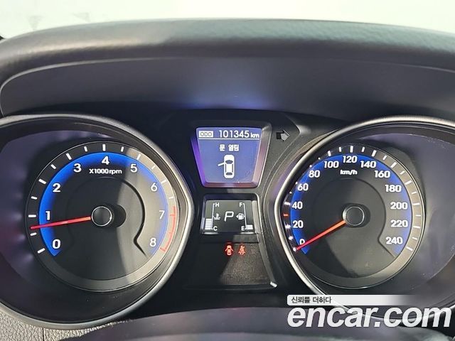 Hyundai i30 2012 — photo 7
