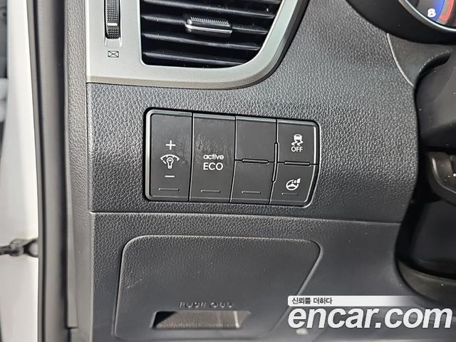 Hyundai i30 2012 — photo 16