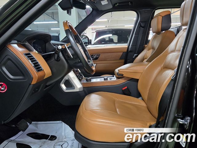 Land Rover Range Rover 2019 — photo 6