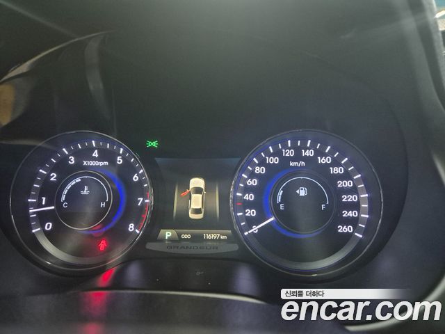 Hyundai Grandeur 2012 — photo 13