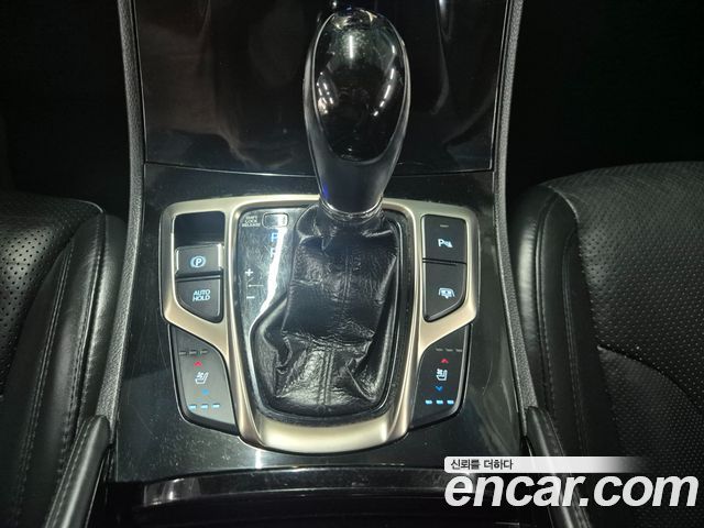 Hyundai Grandeur 2012 — photo 15