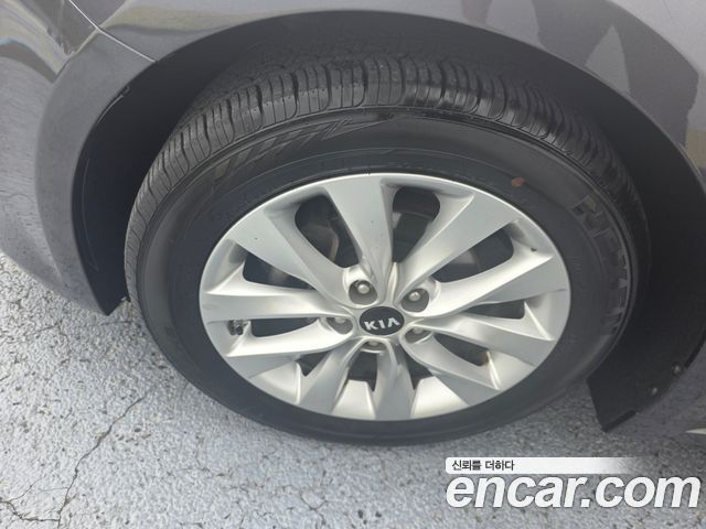 Kia K5 2016 — photo 6