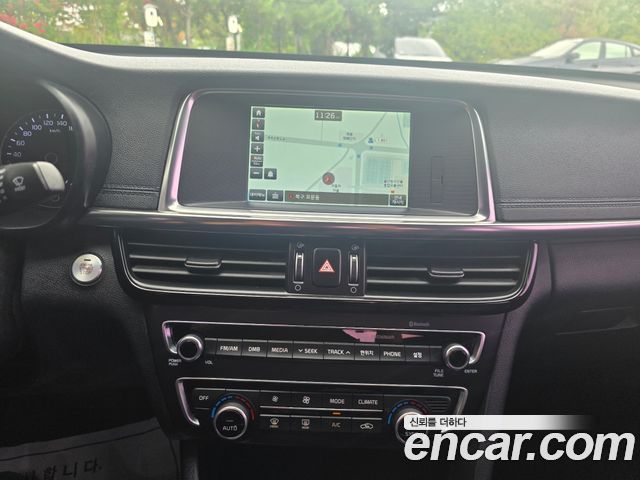 Kia K5 2016 — photo 9