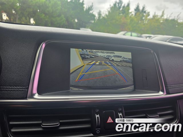Kia K5 2016 — photo 10