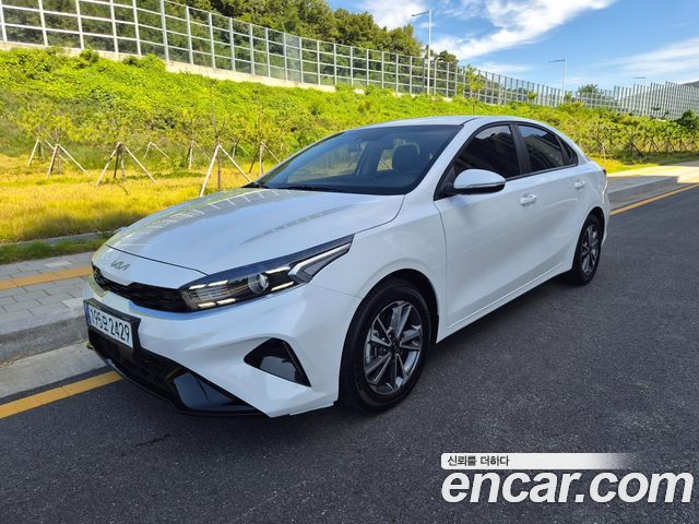 Kia K3 2024 — photo 1