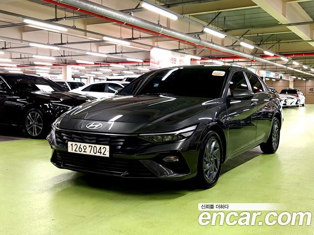 Hyundai AVANTE 2026 — photo 1