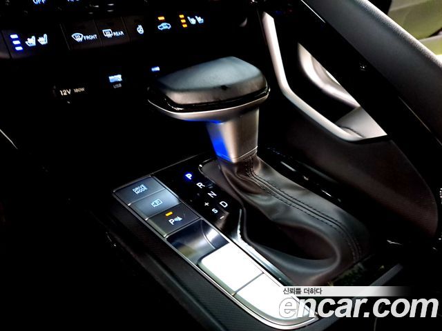 Hyundai AVANTE 2026 — photo 9