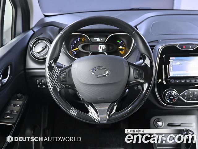 Renault Korea QM3 2015 — photo 13