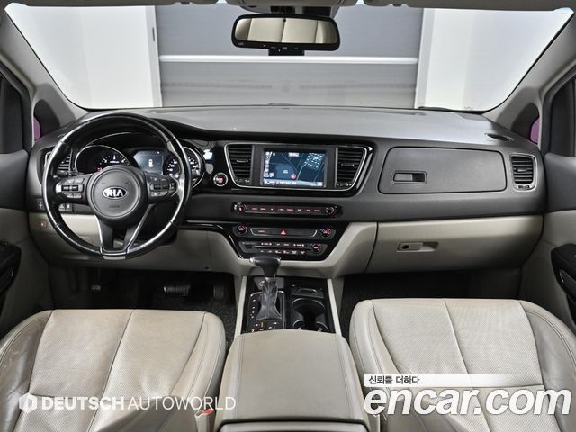 Kia Canival 2018 — photo 7