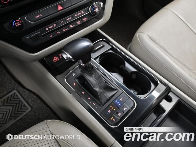 Kia Canival 2018 — photo 9